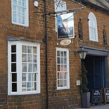 Saracens Head Hotel By Greene King Inns Towcester Exterior photo